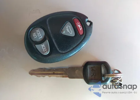 2002 Buick Century Custom из США, поврежденный, VIN 2G4WS52J321102287